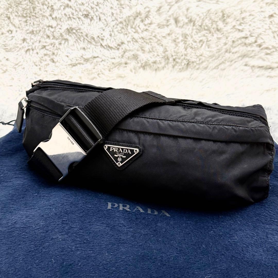 美品】PRADAプラダ ボディバッグ 黒 白タグ 三角ロゴ ウエストポーチ