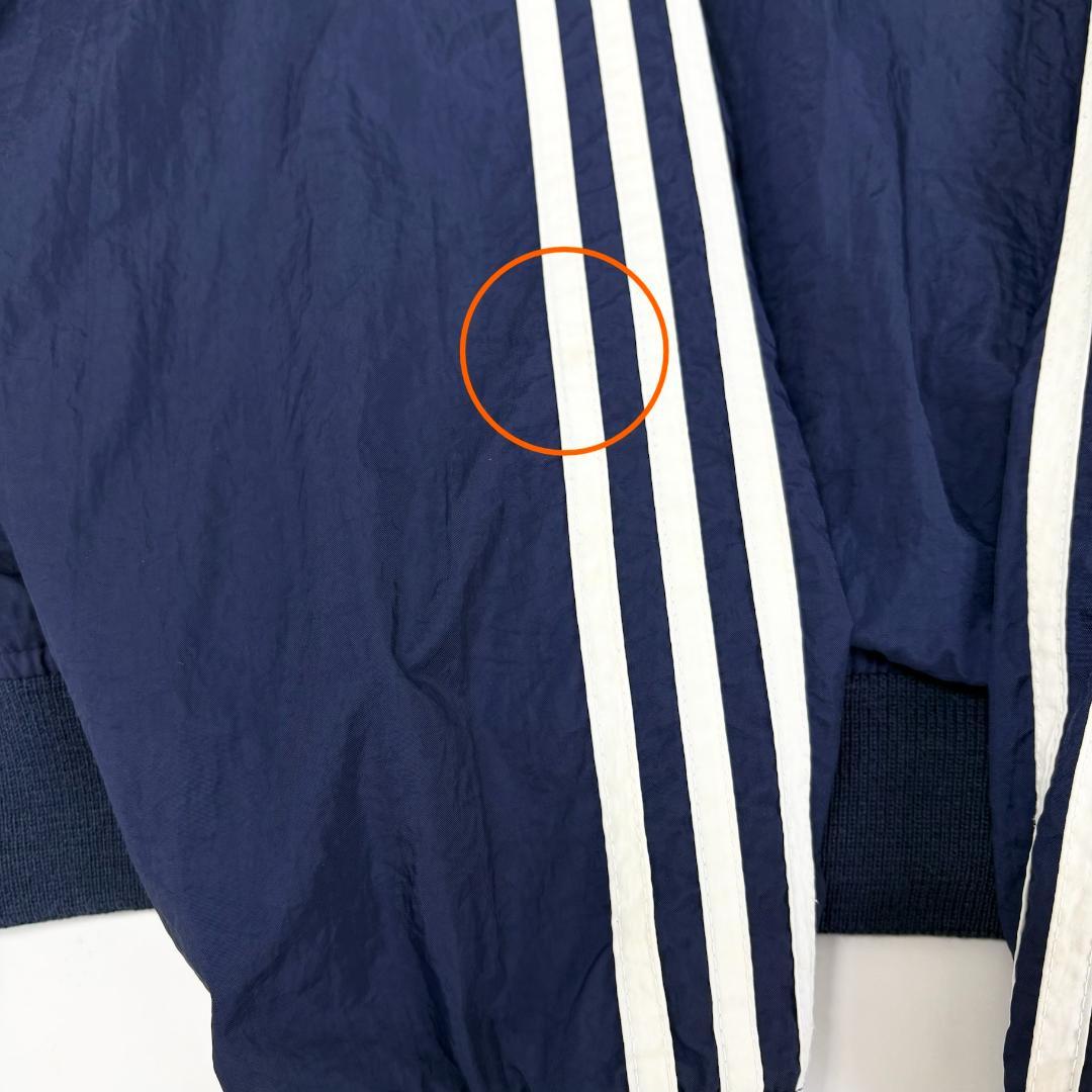 JQ103《常田大希さん着用》アディダス　プルオーバー　刺繡ロゴ　サイドデザイン