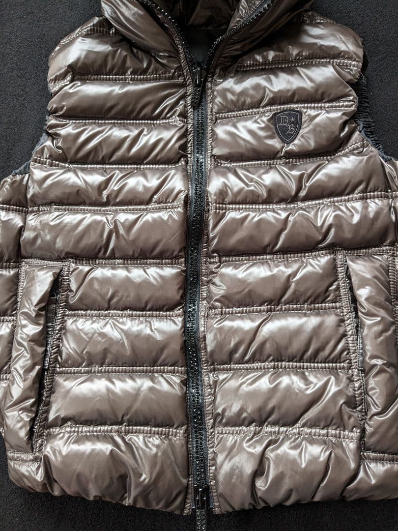 ダルタンボナパルト スワロフスキー ダウンベスト フード付き 日本製