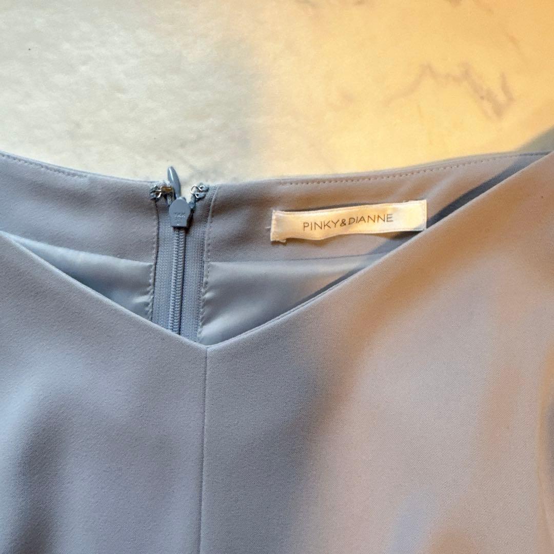 PINKY & DIANNE ダブルクロスアシンメトリーワンピース ライトブルー