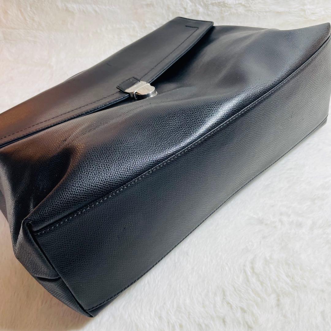 《美品》Salvatore Ferragamoレザー 2WAY ビジネスバッグ