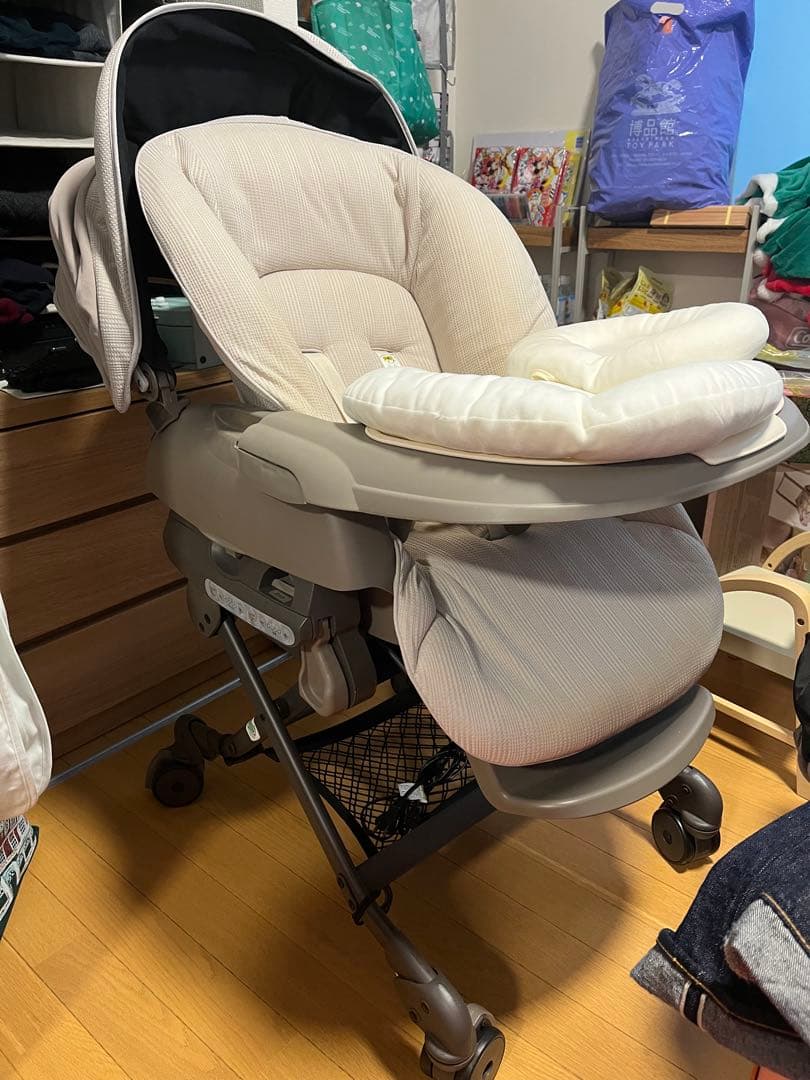 コンビ電動ハイローチェア　ネムリラ　AUTO SWING BEDi Long Combi コンビ ホワイトレーベル ネムリラ AUTO SWING BEDi Long