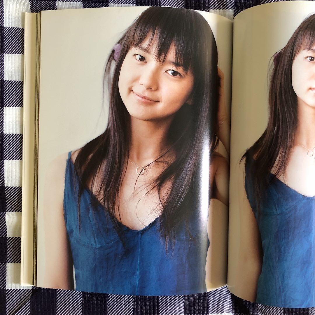 1/25 イチガツニジュウゴニチ 多部未華子写真集 - メルカリ