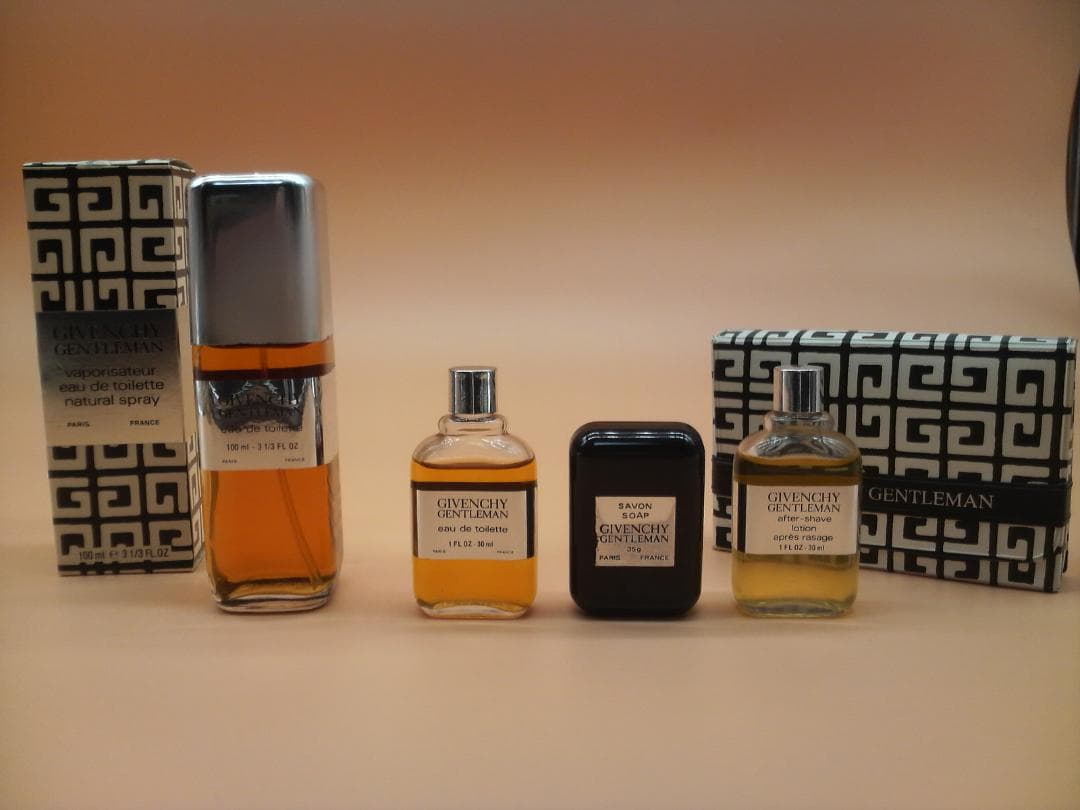 GIVENCHY GENTLEMAN　ジバンシー ジェントルマン Gentleman Original Eau De Toilette for Man | Givenchy Beauty