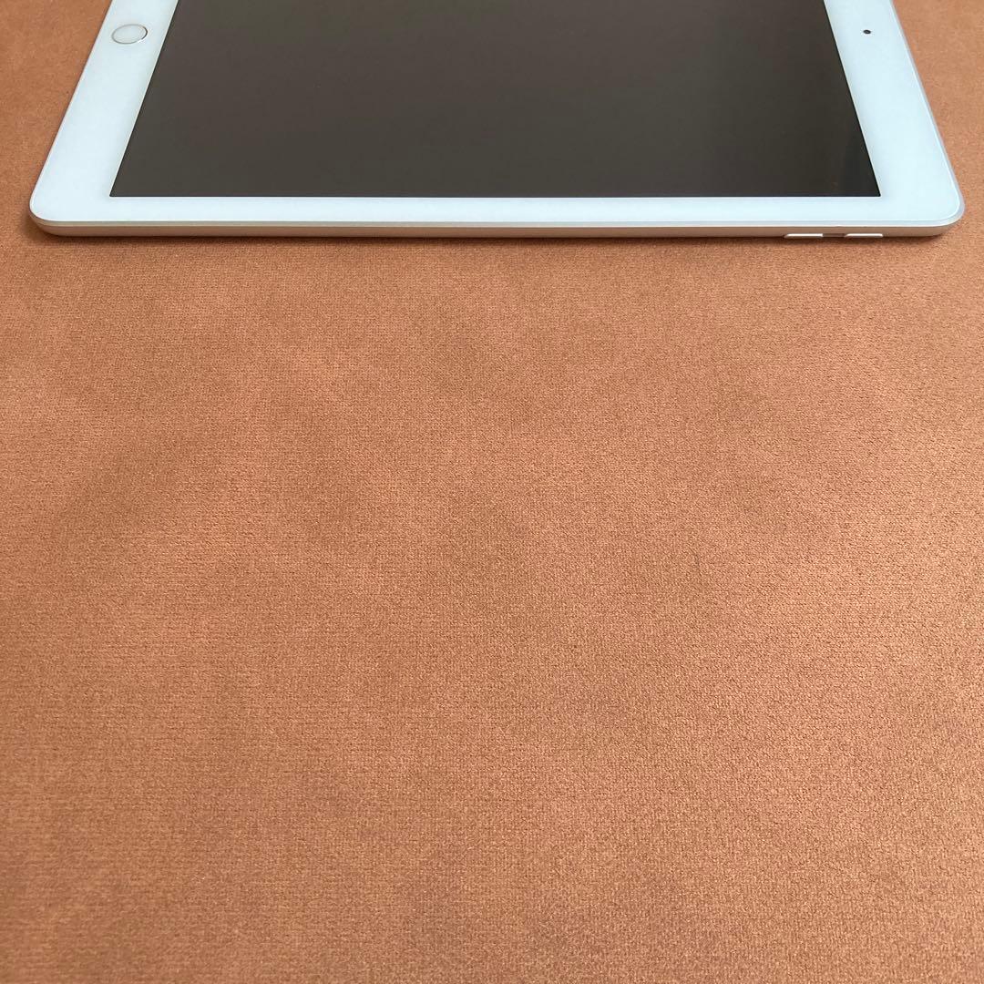 9820 電池最良好 iPad6 第6世代 32GB WIFIモデル