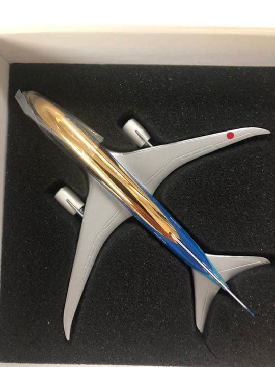 1/400 B7E7 ANA 全日空 架空機 希少ゴールド - メルカリ