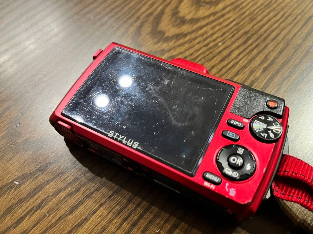 OLYMPUS STYLUS TG-4 tough レッド 本体と箱付き - メルカリ