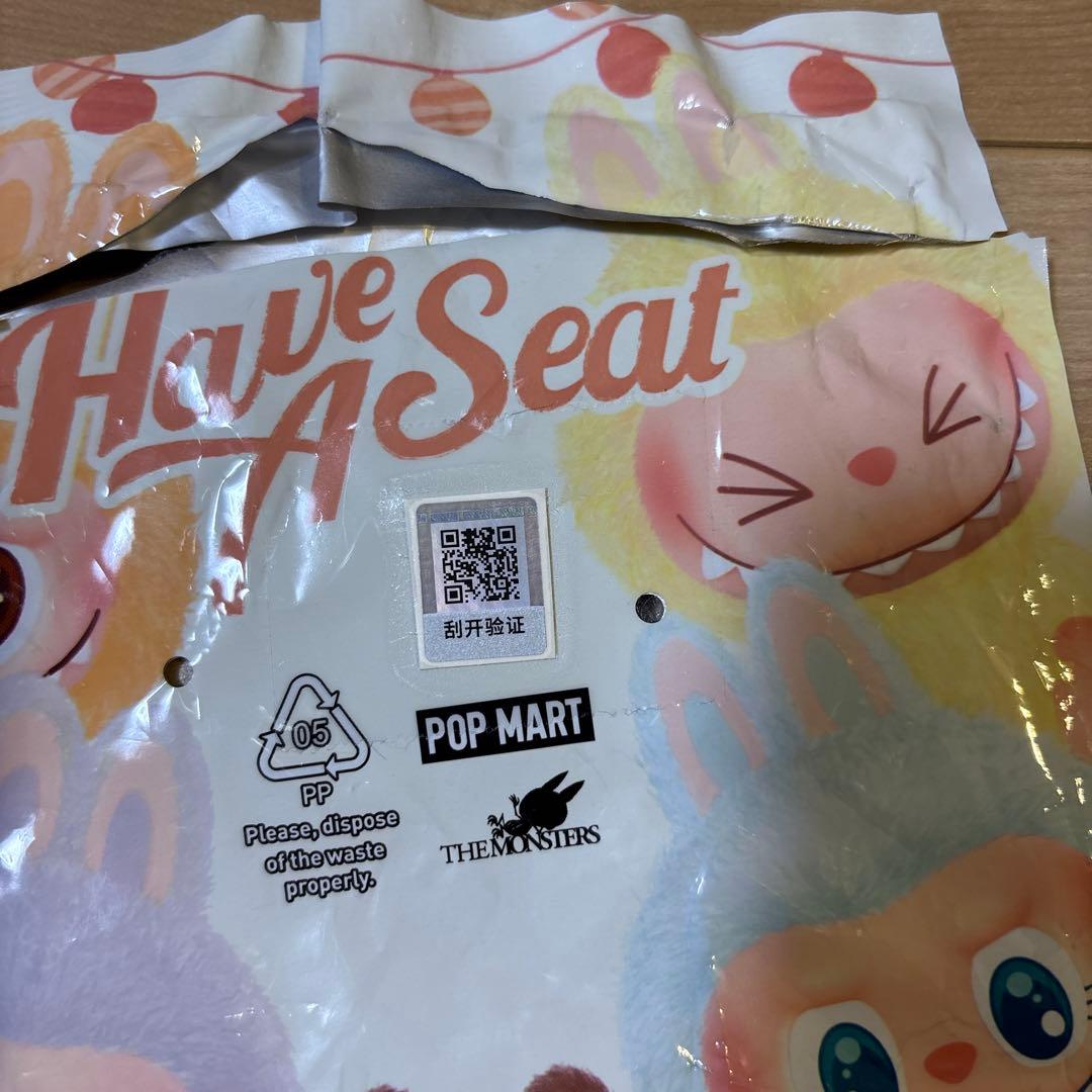 正規品 Labubu The Monsters Have a Seat コーラ - メルカリ