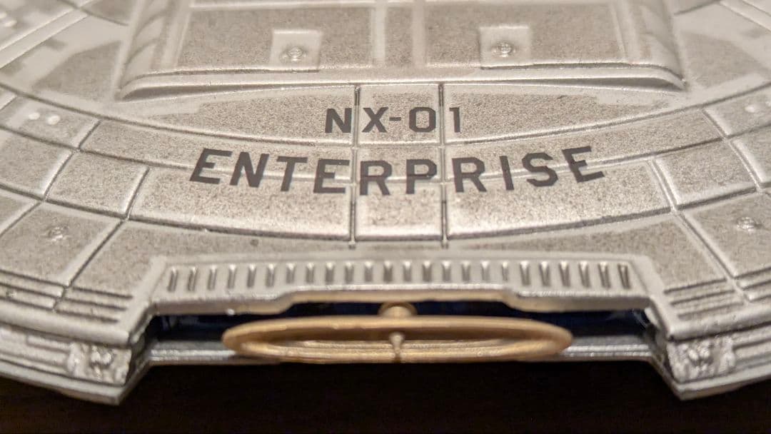 スタートレック　エンタープライズ　NX-01 1/1000 作成途中 スタートレック エンタープライズ NX-01 改装型 (プラモデル) - ホビー