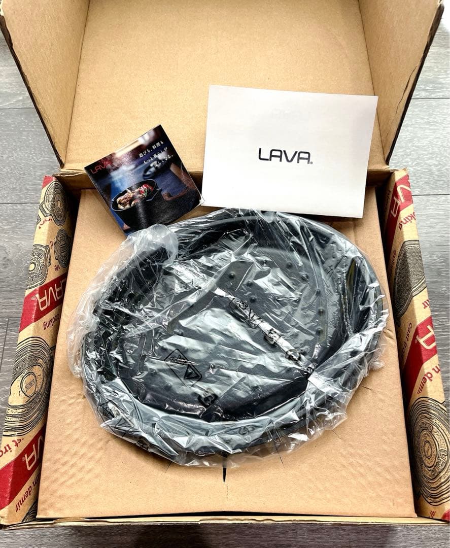 LAVA ラヴァ オーバルキャセロール シャイニーブラック25cm - メルカリ