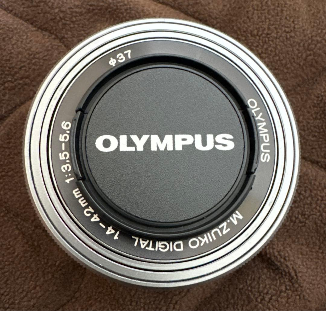 M.ZUIKO ED 14-42mm f3.5-5.6 EZ自動開閉キャップ付
