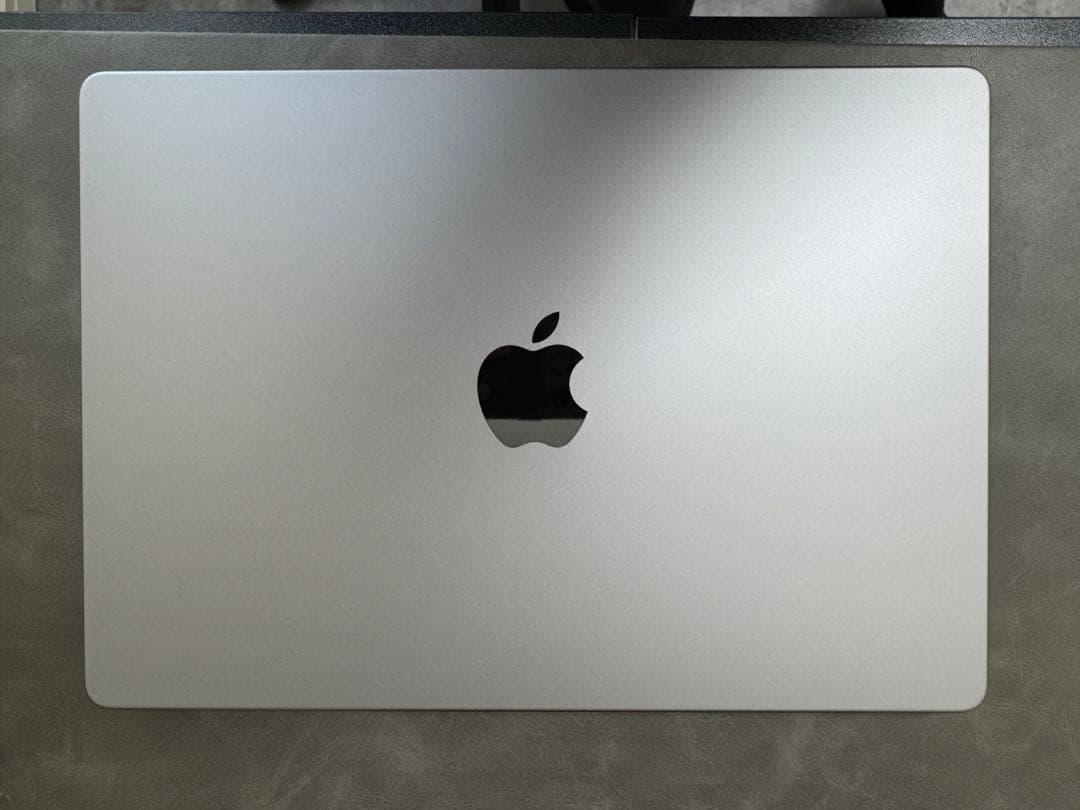 美品】Apple Macbook Pro M3 512GB スペースグレー - メルカリ
