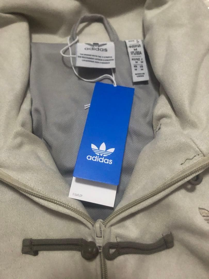 adidasアディダス 中国限定 蛇年トラックジャケット ホワイト M - メルカリ