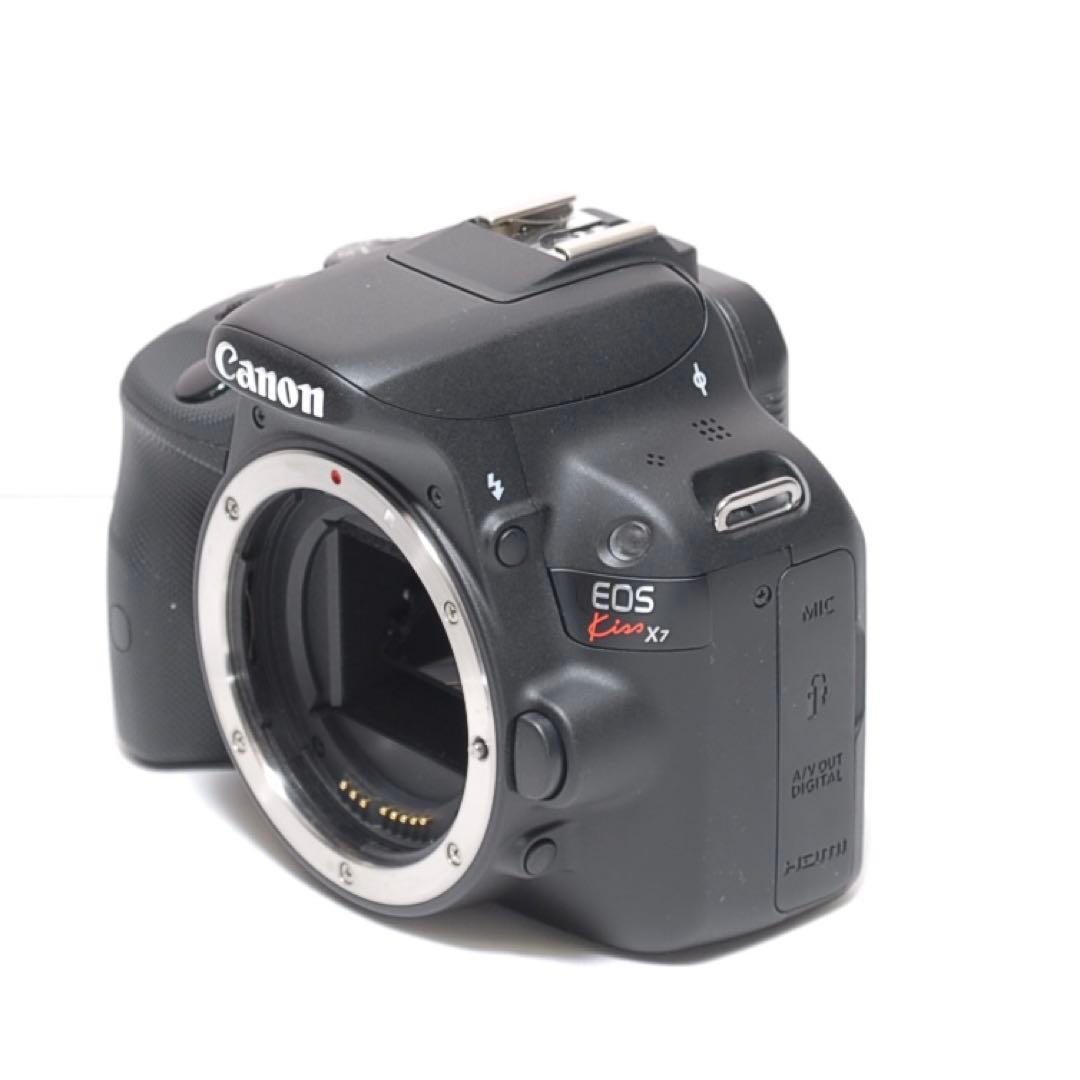 ✨新品級✨超望遠レンズデビューに✨CANON KISS X7✨極少シャッター数