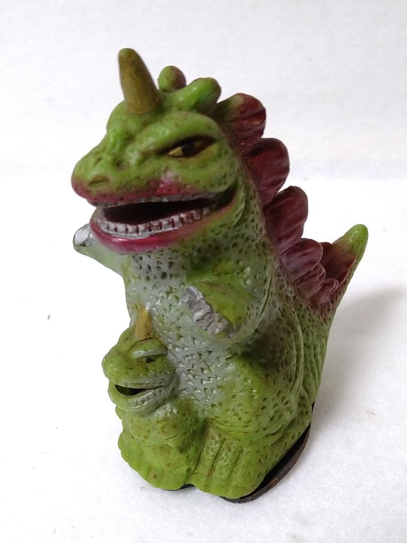 当時物 親子怪獣 ブリキ フリクション ソフビ 日本の「ソフビ」文化をつなぐ、伝説の会社と職人を訪ねて