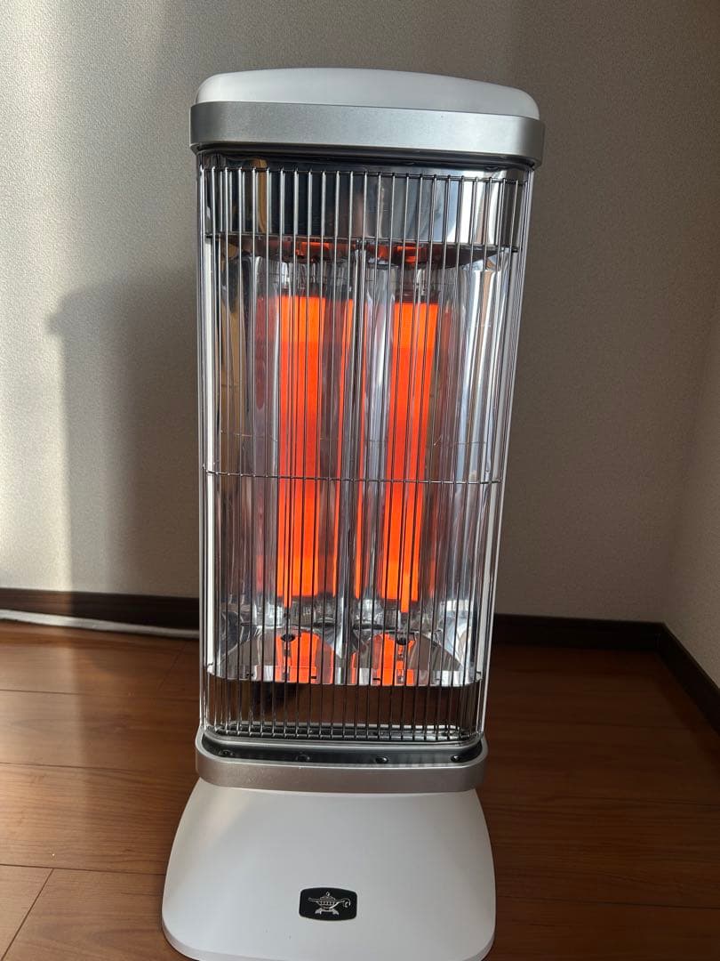 2023年製アラジン 遠赤グラファイトヒーター CAH-2G10F 白 楽天市場】アラジングラファイトヒーター 2灯管 アラジン電気ストーブ