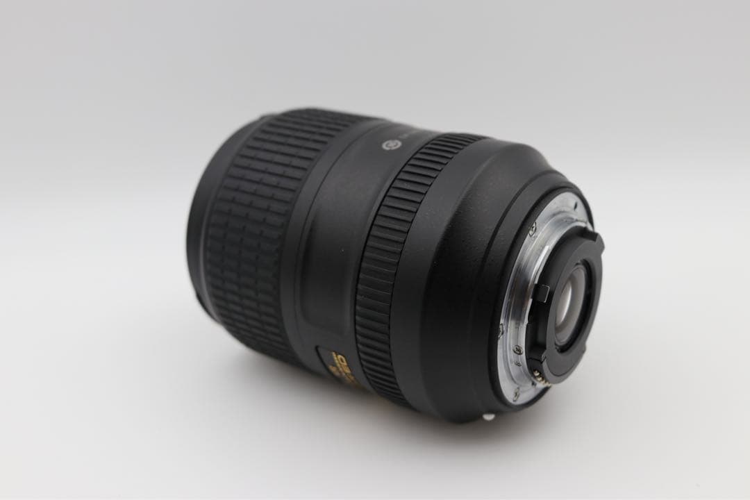 ☆美品【NIKON】AF-S NIKKOR 18-300mm F3.5-6.3