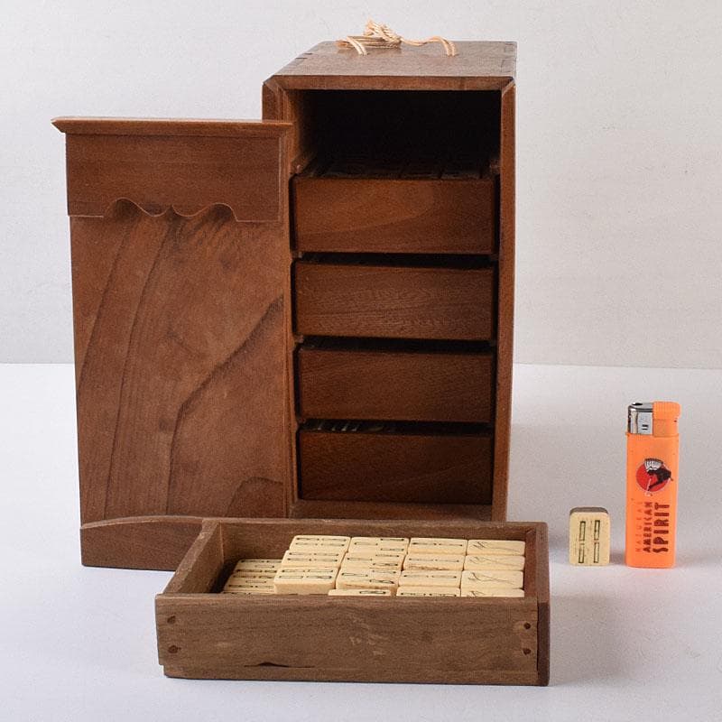 中国 竹嵌 骨牌 背竹牌 麻雀牌 木箱付 V 8014 - メルカリ