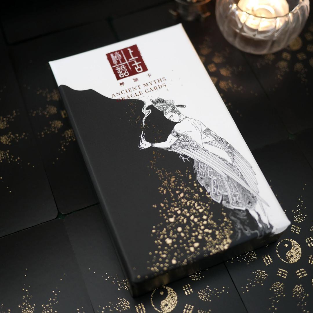 正規品オラクルカード】墨絵×金箔の静かな美しさ✨幽玄な天空と古代