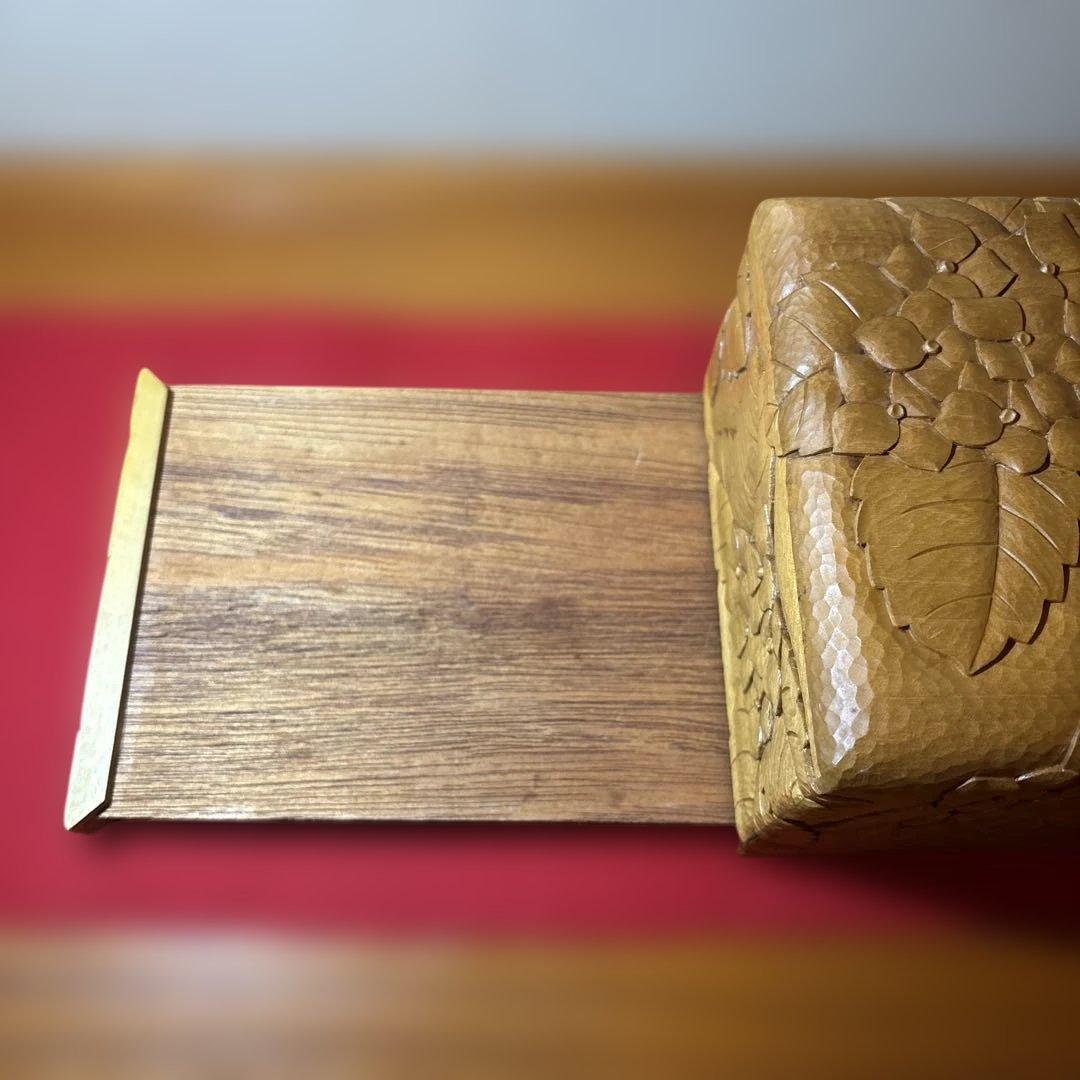 ③ 木彫り BOXティッシュ 横 紫陽花