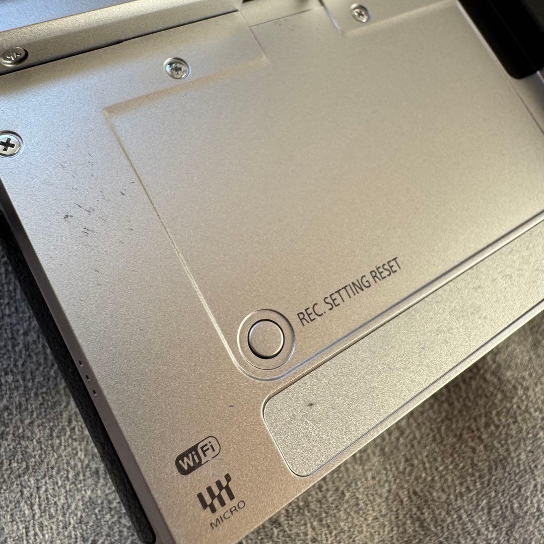 LUMIX DC-GF9 ダイヤル難あり - メルカリ