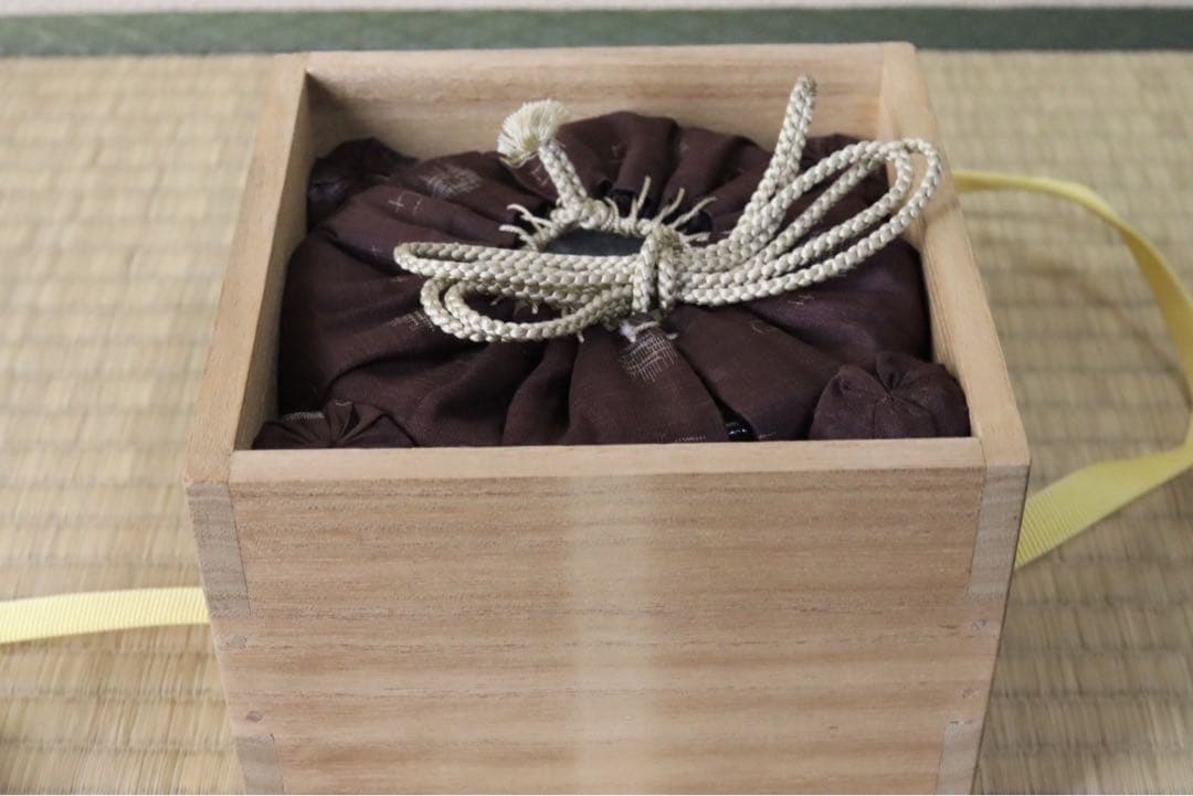 楽吉左衛門 旦入作 黒茶碗 碌々斎 花押 銘 書付箱 共箱 二重箱 - メルカリ