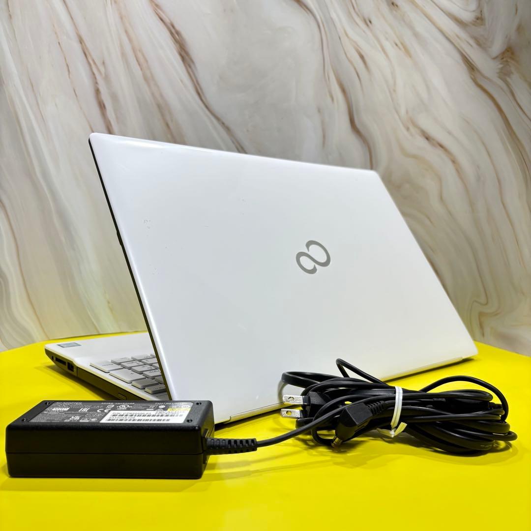 第8世代Core i7】/WEBカメラ有/OS無/パーツ取り/ジャンク扱い