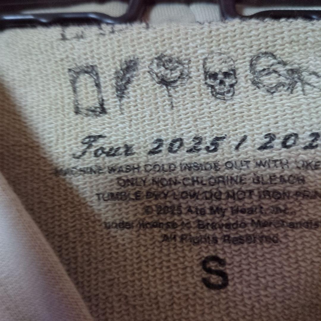 SサイズLady Gaga The MAYHEM ZIP HOODIE ベージュ - メルカリ