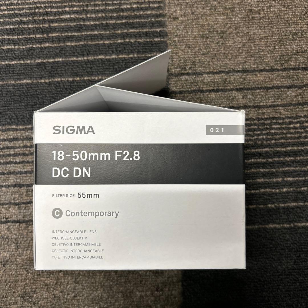 503642 シグマ(Sigma)レンズ 18-50mm F2.8 DC DN Amazon | シグマ (SIGMA)18-50mm F2.8 DC DN（C）富士フイルムX