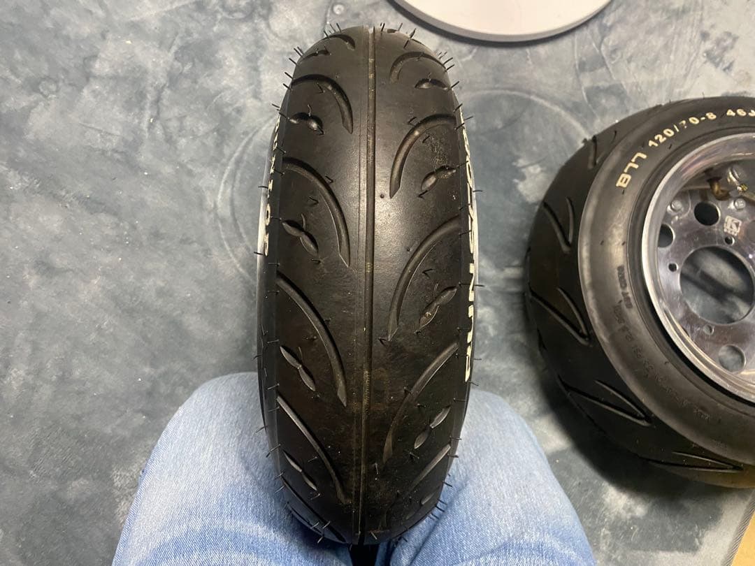 ホンダモンキーゴリラケップスピード8インチ4j 5.5jホイールタイヤ付き