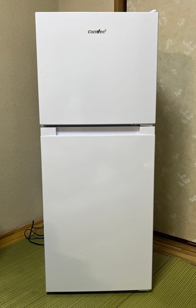 comfee' ノンフロン冷凍冷蔵庫 上段冷凍室 下段冷蔵室 132L 楽天市場】【送料無料】COMFEE' 冷蔵庫 132L/136L 黒 白 2色 省エネ