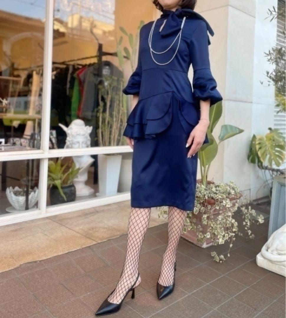 ◇未使用美品◇レジィーナロマンティコ ネイビーパフスリーブ