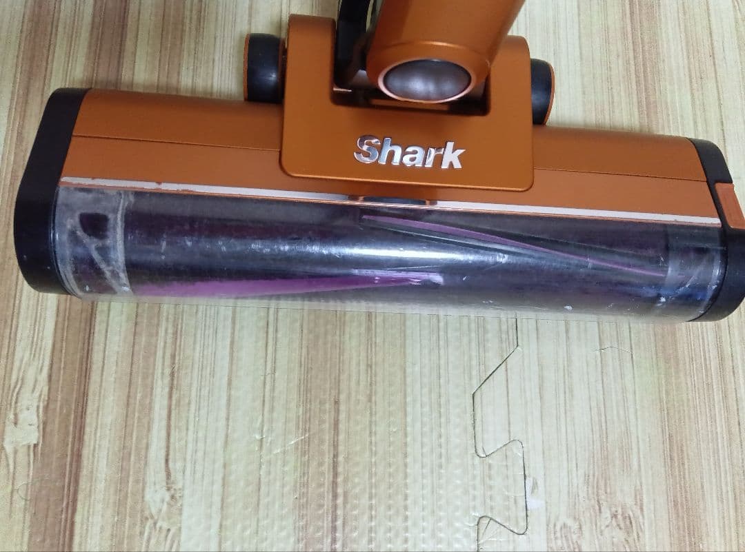 Shark スティッククリーナー キャメル《お手入れブラシ》付き