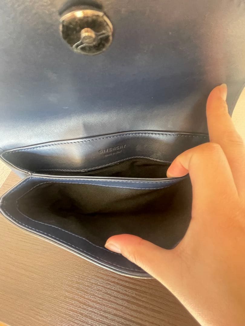 GIVENCHYデュエットショルダーバッグ