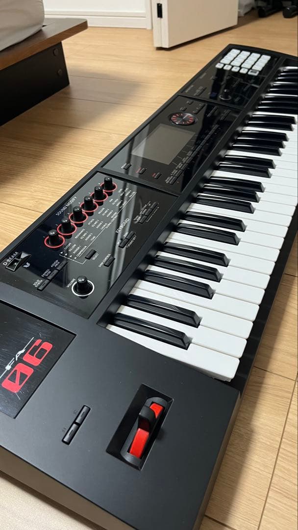 完品】セール中！Roland FA-06 シンセサイザー 61鍵 【おまけ有】