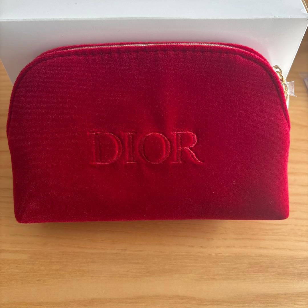 DIOR✨ブラックポーチ✨ 新品未使用 - メルカリ