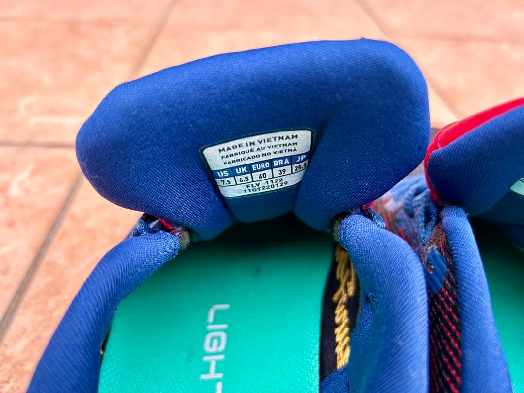 値下げ】ミズノプロ ウェーブライトレボランプロ WBC限定色25.5