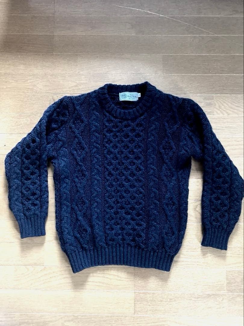 Kerry Woollen Mills ニットセーター　ネイビー Kerry Woollen Mills (ケリーウーレンミルズ) Aran Cable Crew Neck