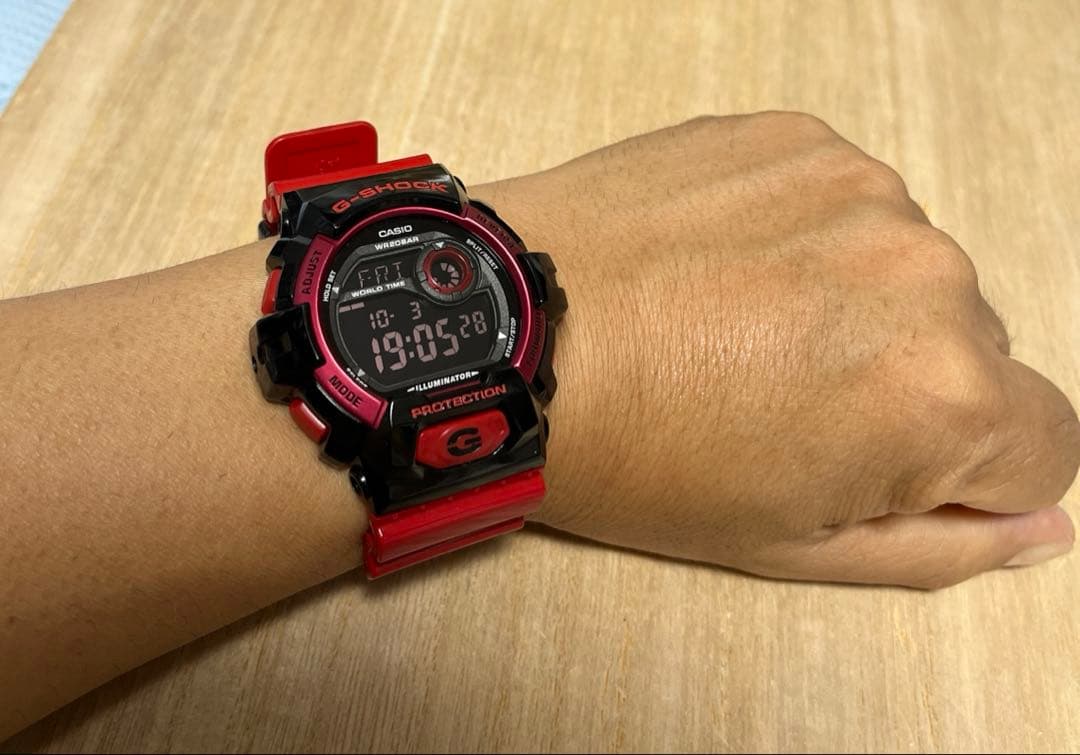 レア海外モデル超美品】G-SHOCKクレイジーカラーズ G-8900SCレッド