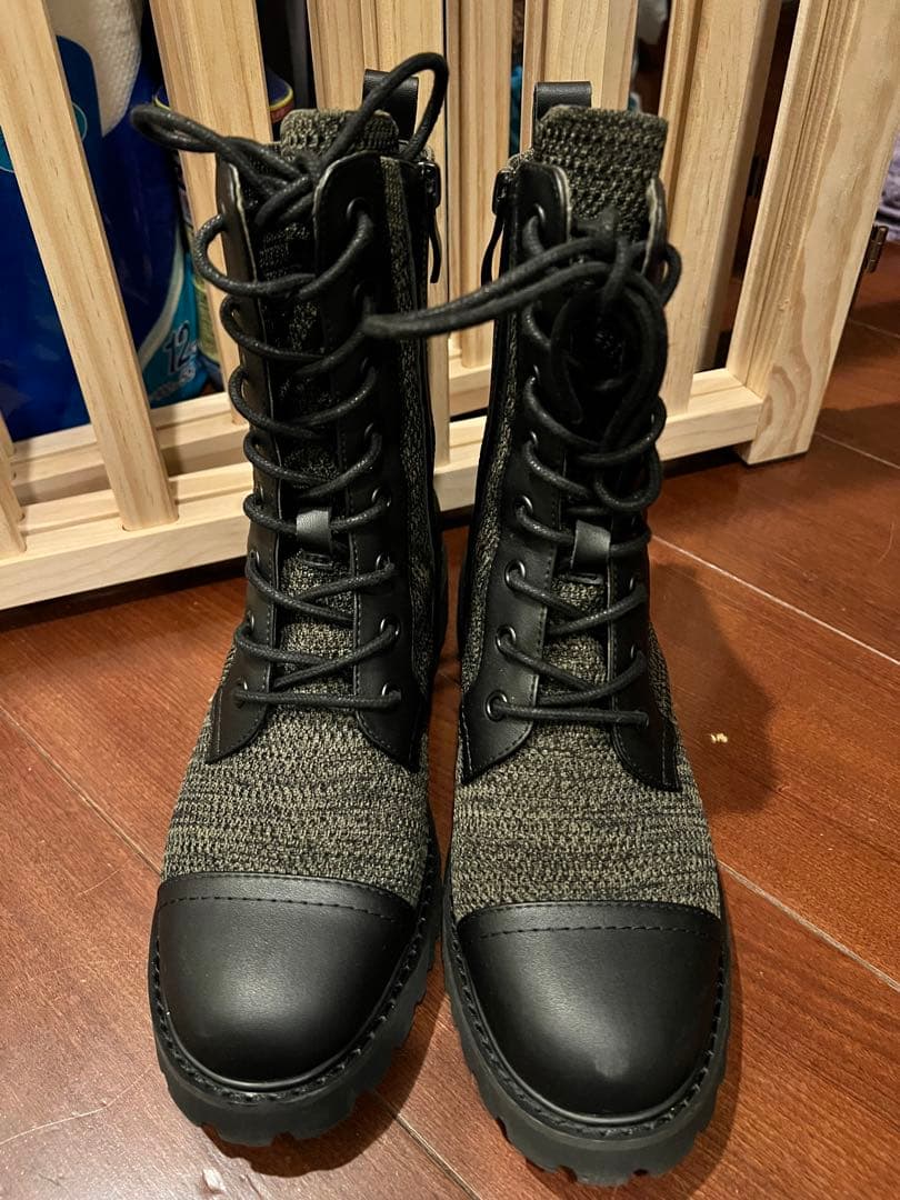 a*様 ビバイア 撥水加工 [Florence] ラウンドトゥラグソール アンク Florence] ラウンドトゥ 撥水加工 ラグソール レースアップ アンクル