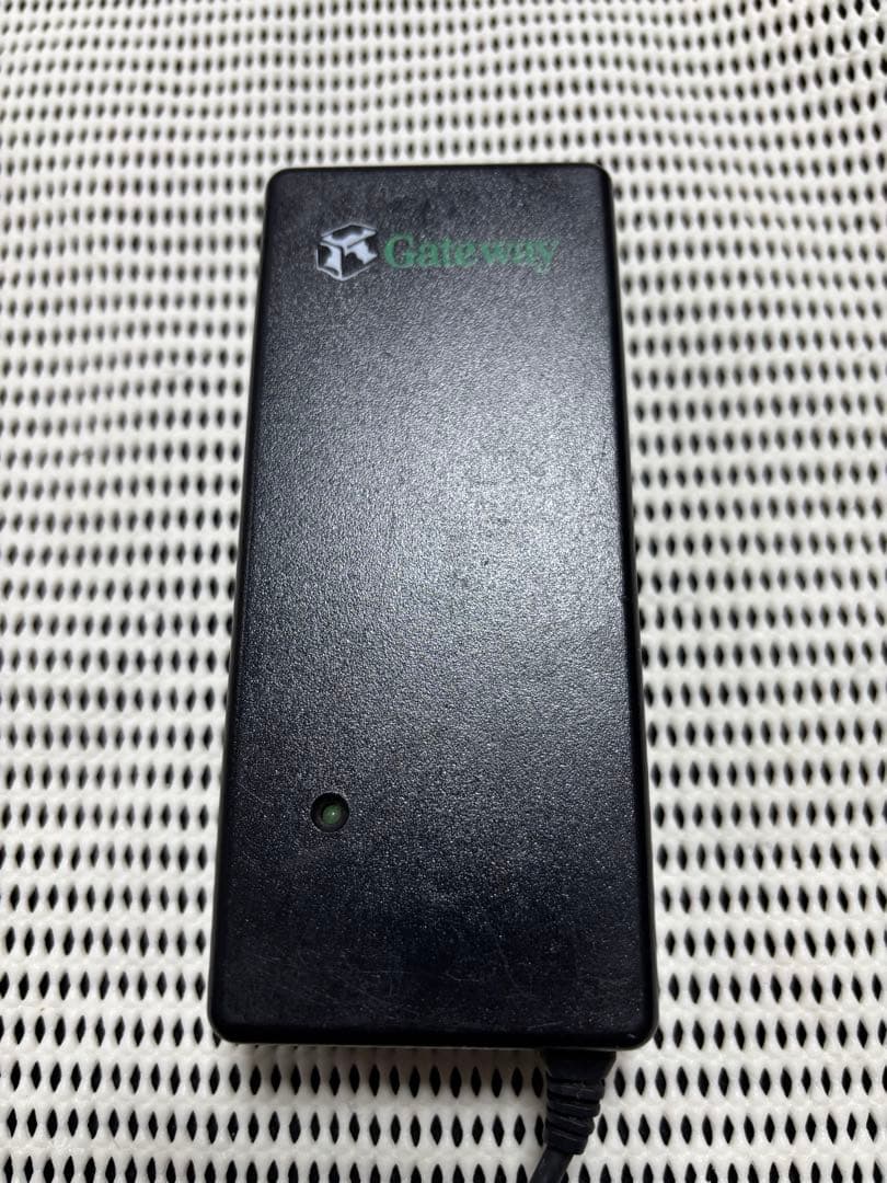 Gateway NE574-55ZM i5-7200U 256GB 8GB - メルカリ