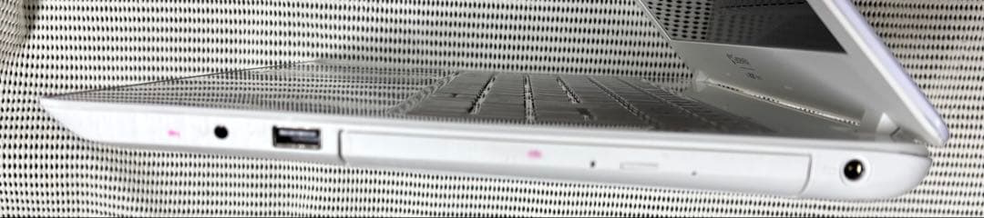 Gateway NE574-55ZM i5-7200U 256GB 8GB - メルカリ