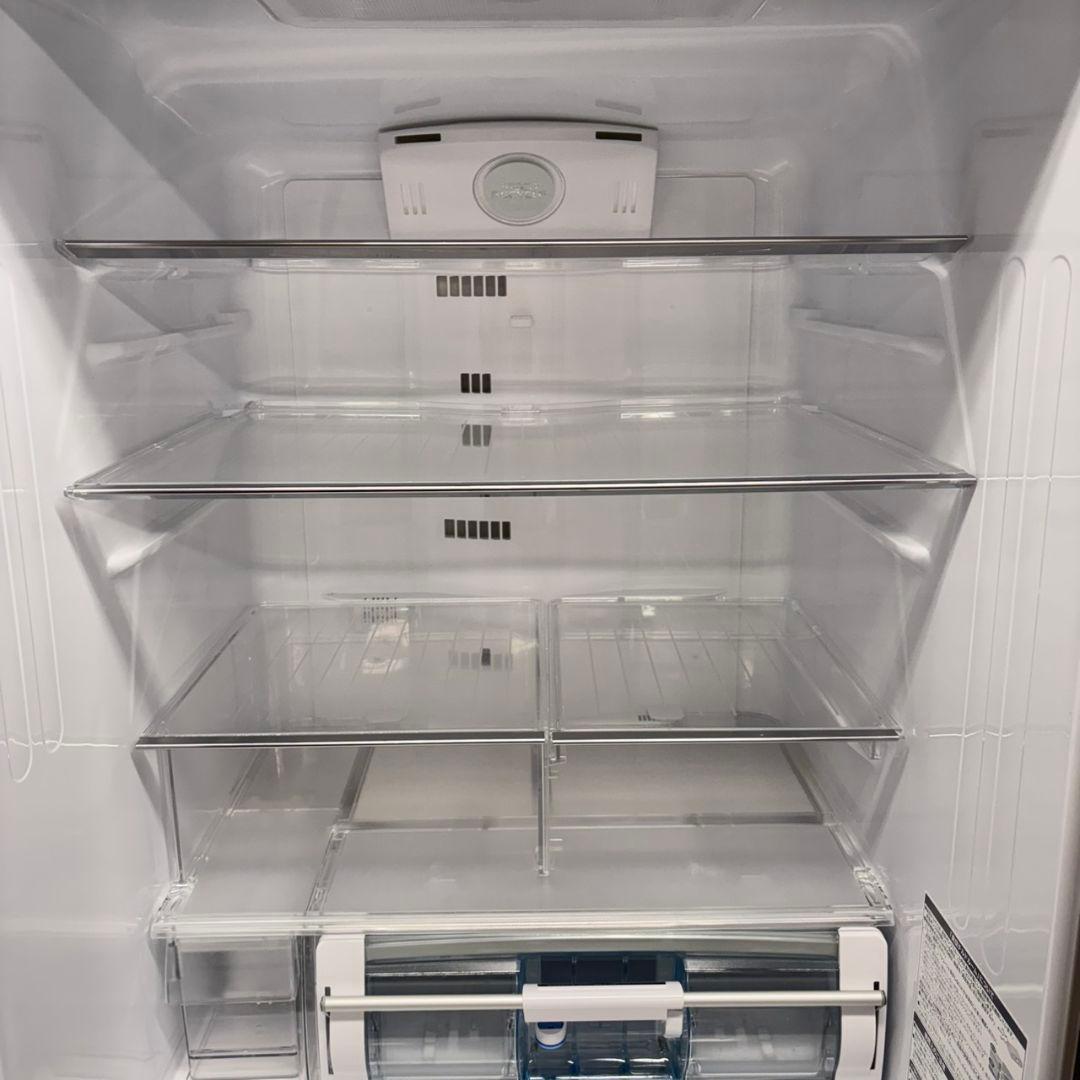 573 イチオシ 冷蔵庫 大型 400L強 ガラストップ 5ドア 半年保証付