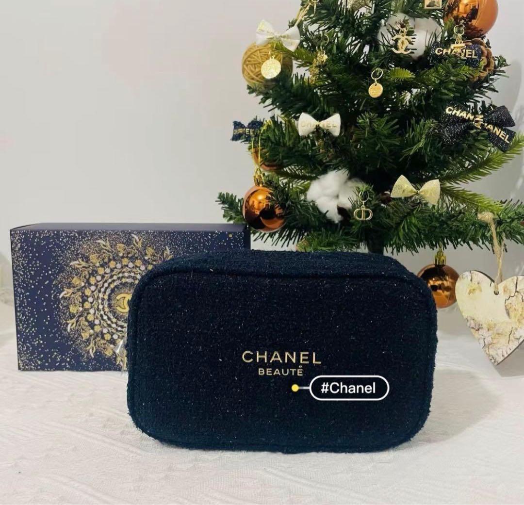 新品箱付きCHANEL BEAUTE ネイビー クリスマス限定ポーチ ノベルティ