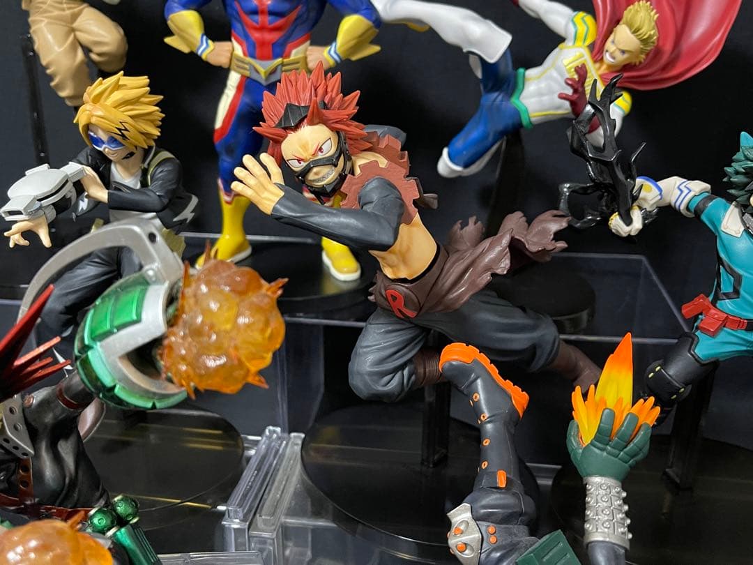 ヒロアカフィギュア 17体 まとめ売り - メルカリ