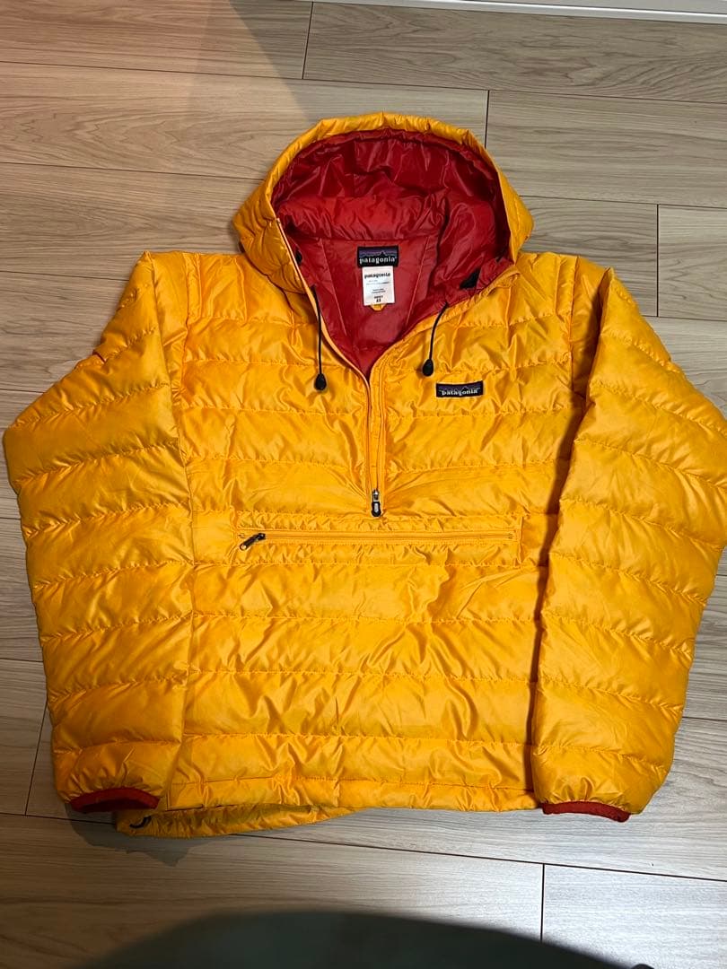 Patagonia ダウンセーター プルオーバー フーディ - メルカリ