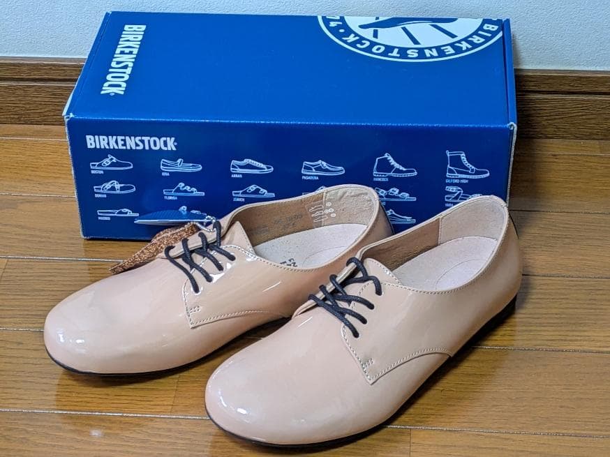 新品BIRKENSTOCKソーンダースパテントグレーベージュ ナチュラルレザー
