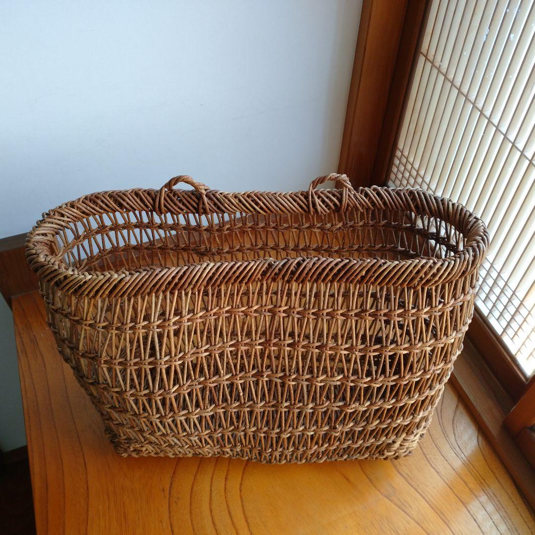 【ヴィンテージ】あけび籠(こだし編み) 大型 新発売】自然素材の表情を楽しむ「あけびこだし編み手提げ籠バッグ
