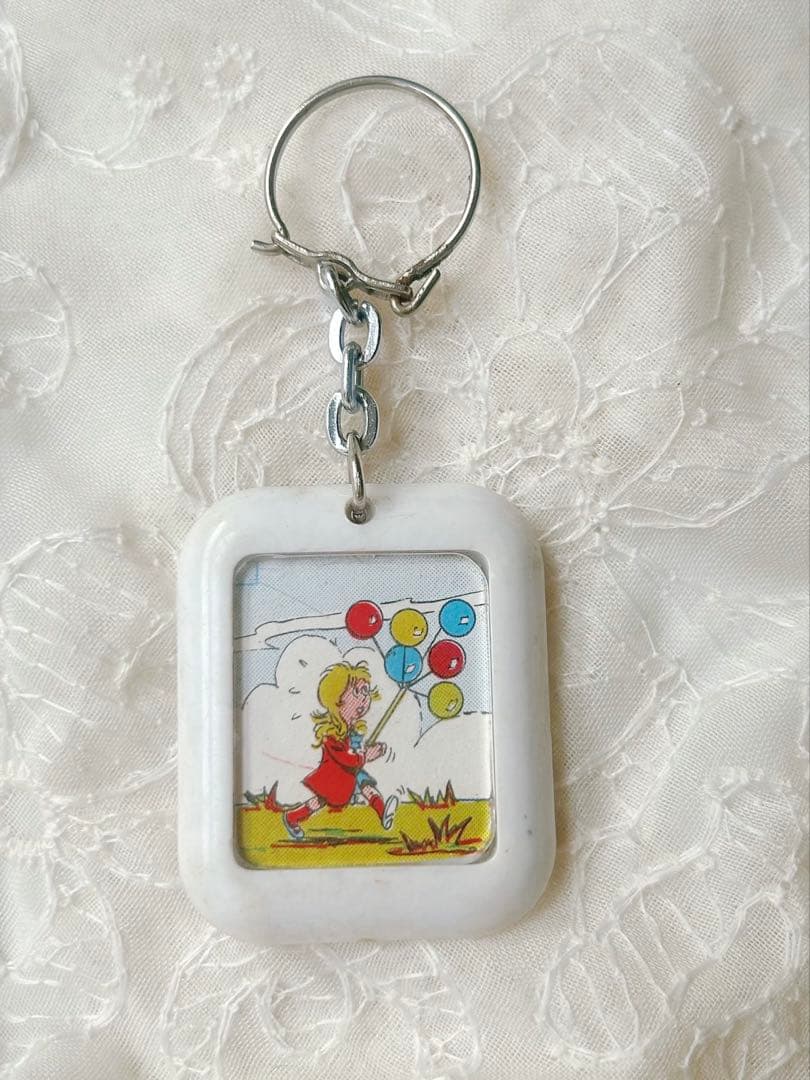 1966年 ヴィンテージ フレンチキーホルダー イラスト 100周年記念