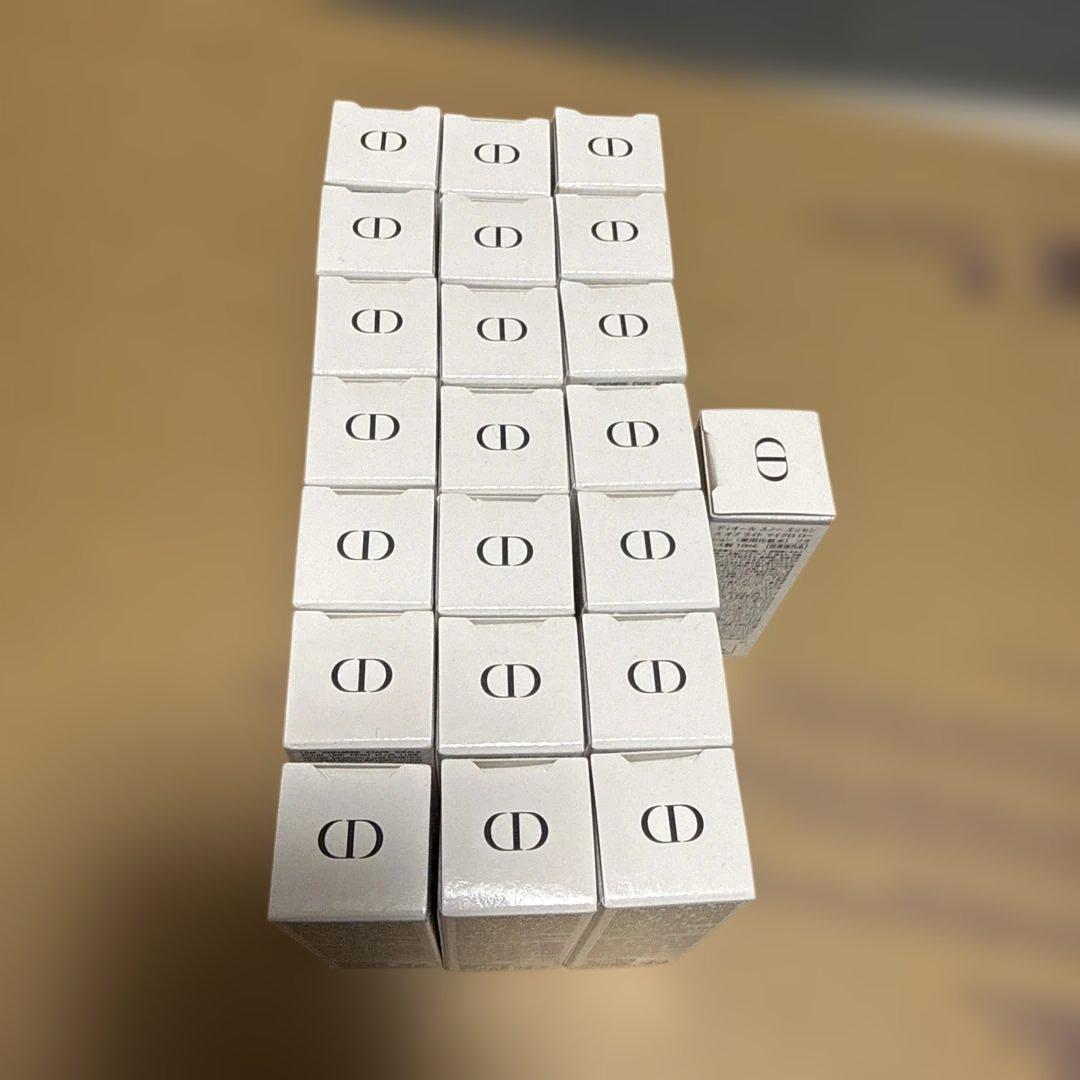 Dior DIORSNOW エッセンスオブライト 22本セット 10ml - メルカリ